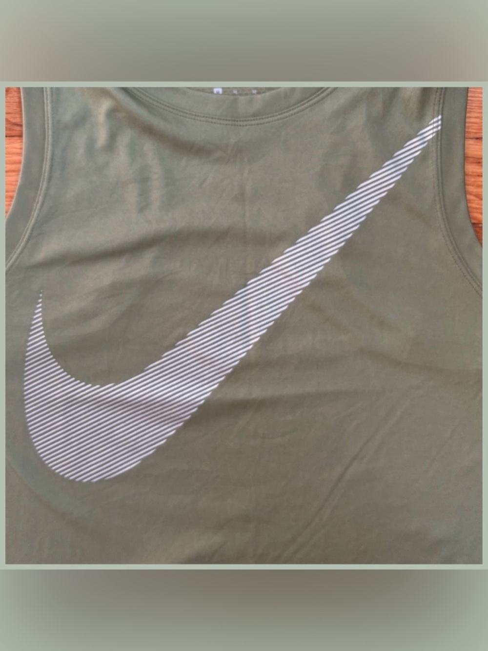 Nike Tank Top - Picture 7 of 7
